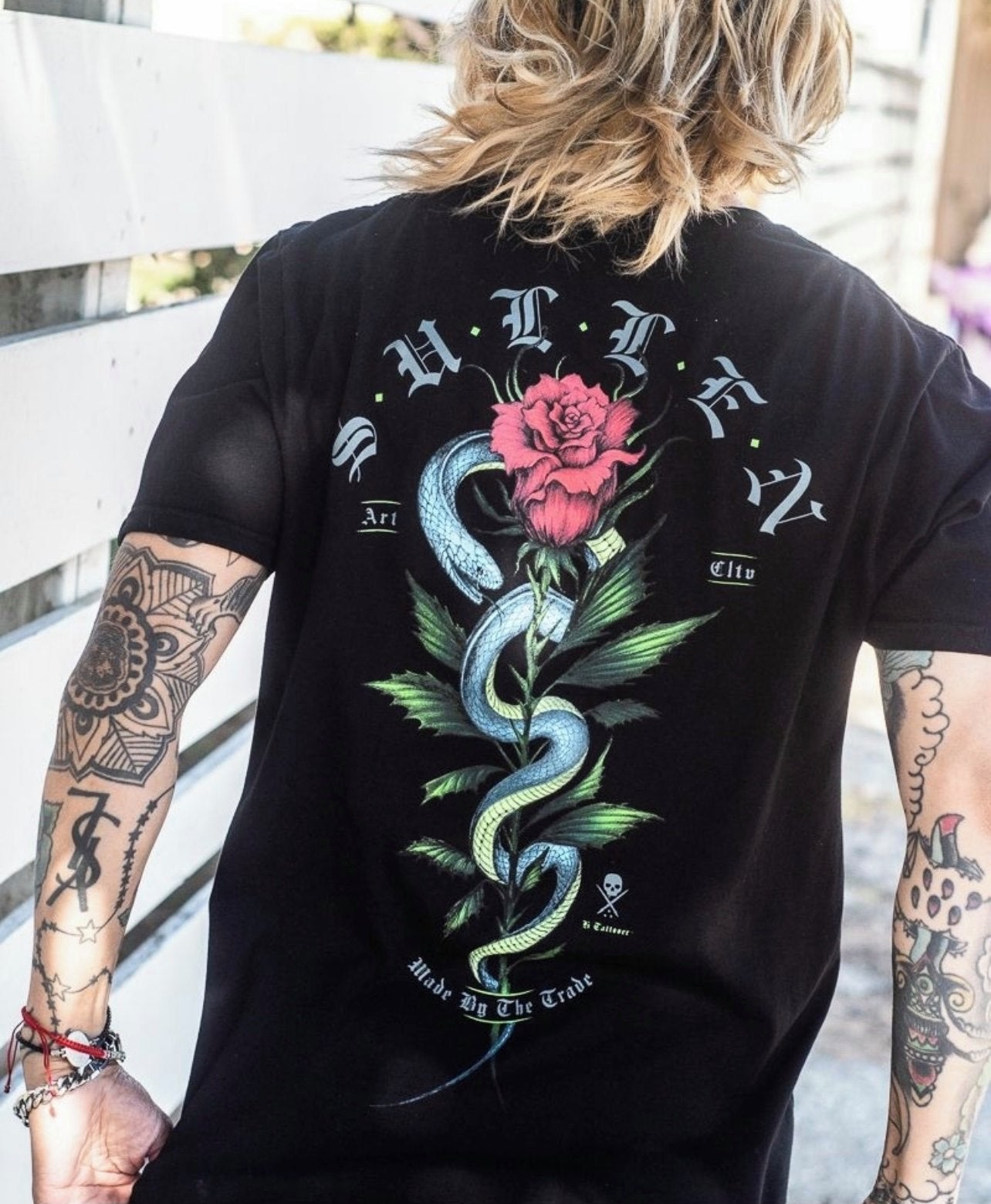 SULLEN CLOTHING BLACK MAMBA BLACK PREMIUM T-SHIRT (M)