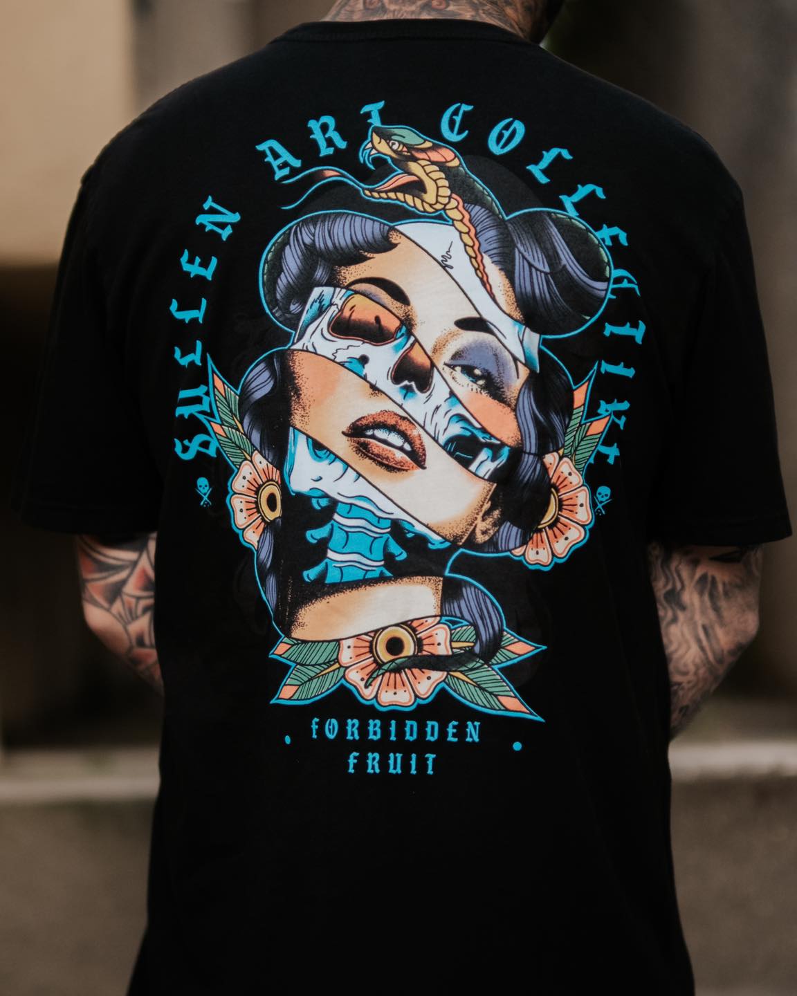 SULLEN CLOTHING FORBIDDEN FRUIT PREMIUM T-SHIRT