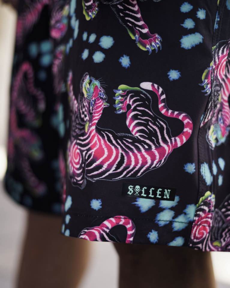 SULLEN CLOTHING ARTICO TIGER BOARDSHORTS