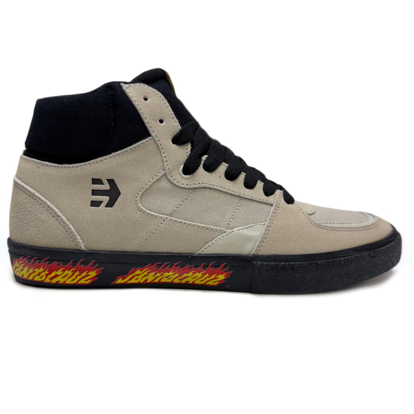 ETNIES X SANTA CRUZ SCREW VULC MID WHITE & BLACK TRAINERS