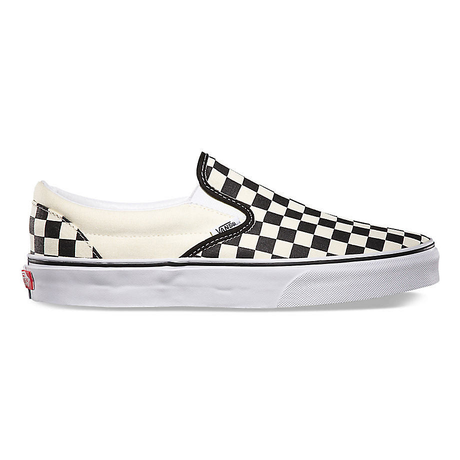 VANS CLASSIC SLIP ON CHECKERBOARD BLACK & WHITE UNISEX TRAINERS