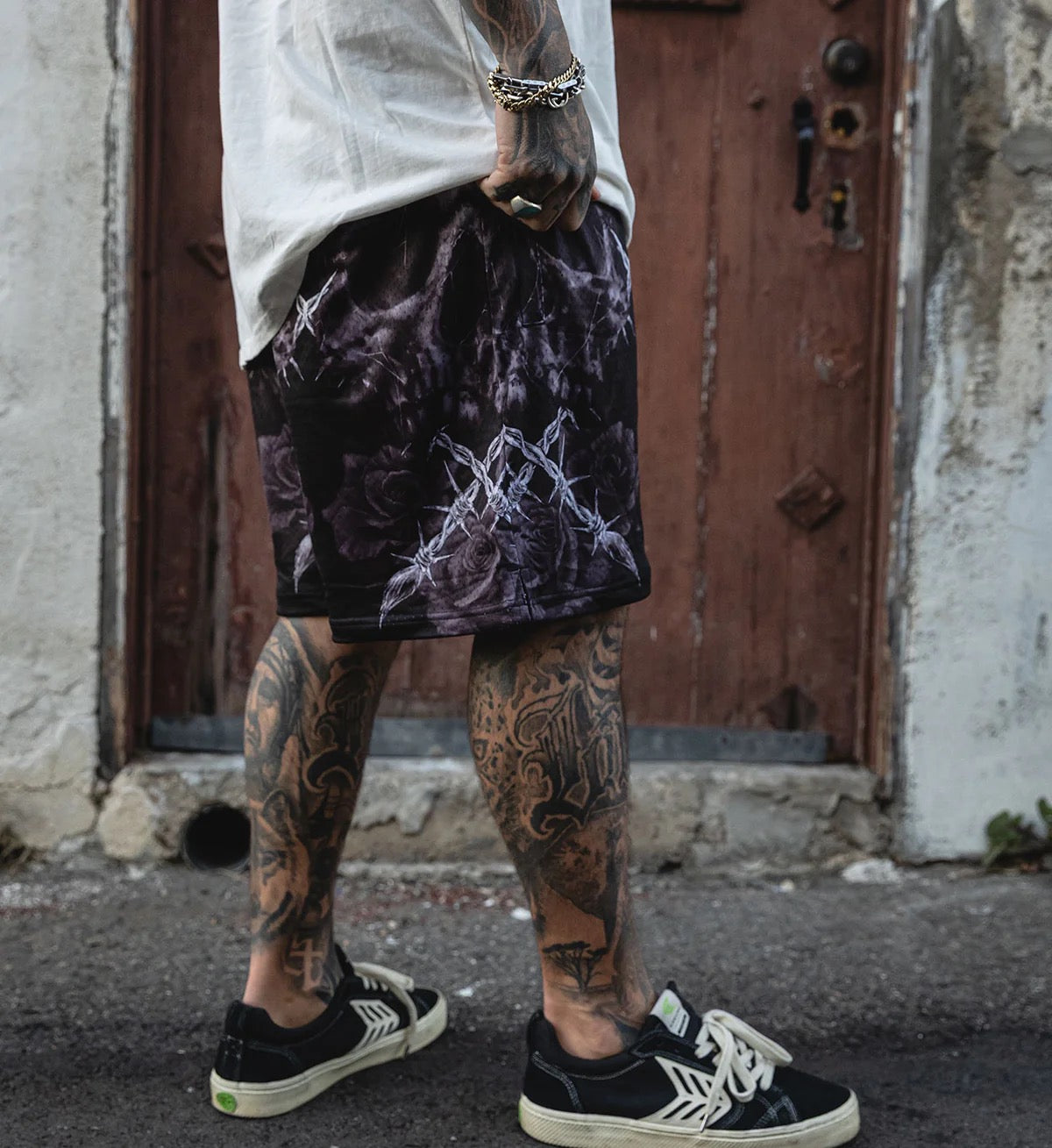 SULLEN CLOTHING THE DARKNESS MESH SHORTS