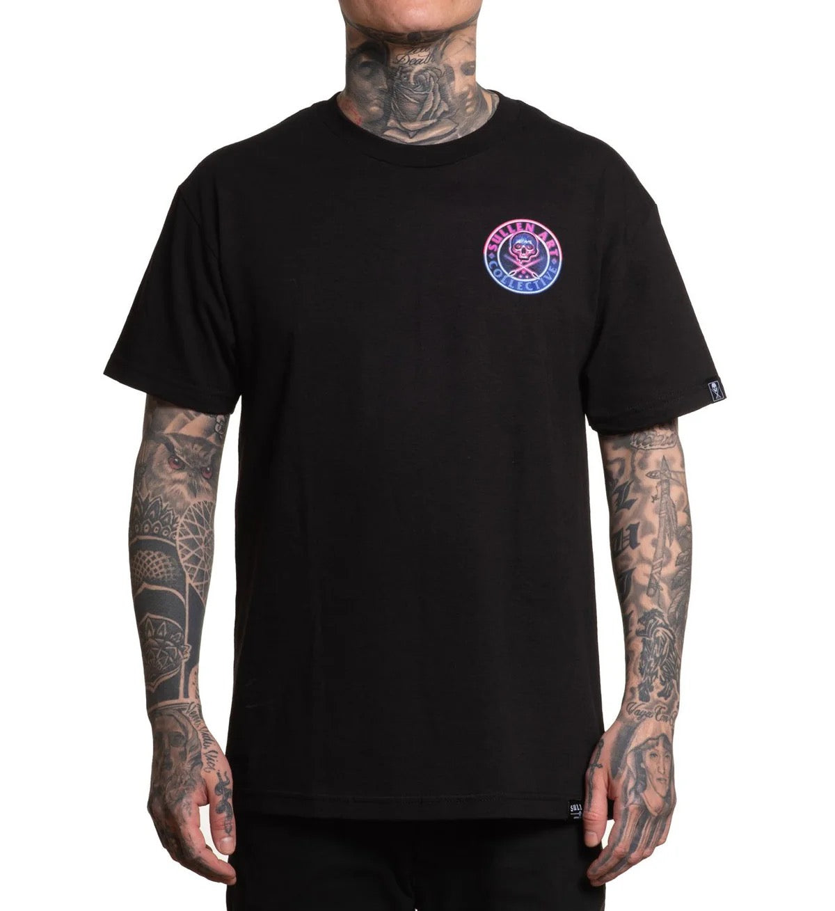 SULLEN CLOTHING NEON BADGE STANDARD T-SHIRT (M)