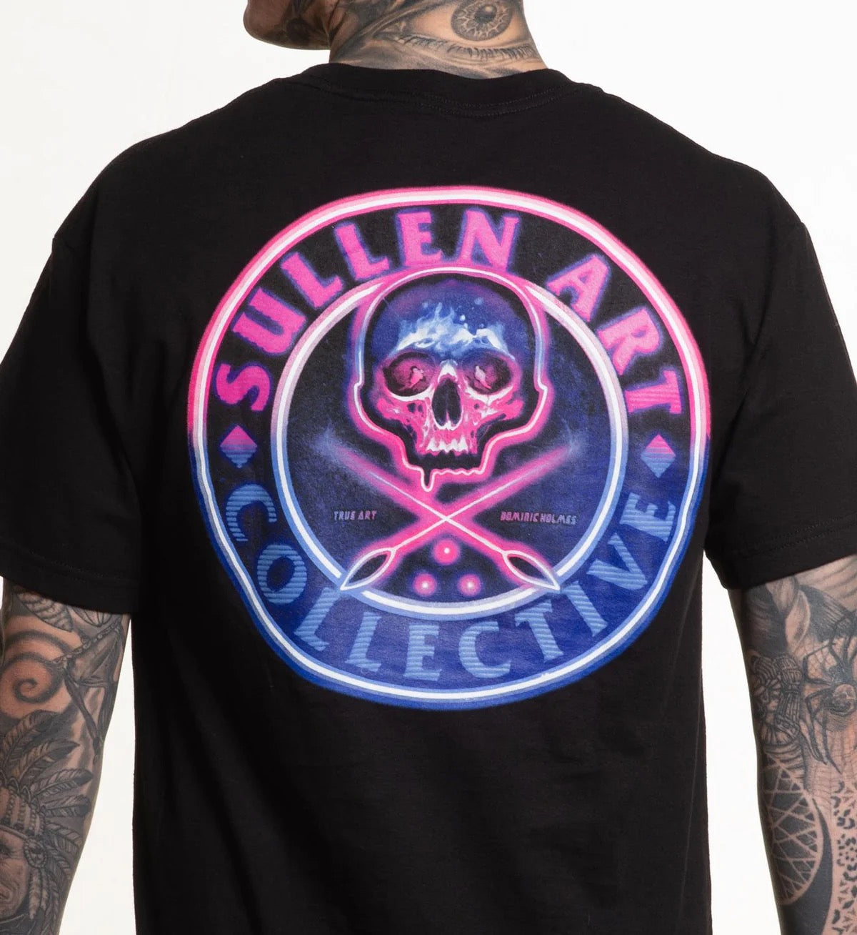 SULLEN CLOTHING NEON BADGE STANDARD T-SHIRT (M)