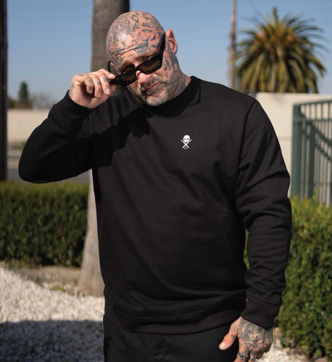SULLEN CLOTHING BADGE LS CREW BLACK SWEATSHIRT