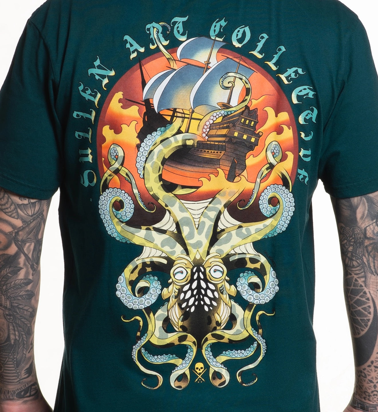 SULLEN CLOTHING TAKEN UNDER PREMIUM T-SHIRT
