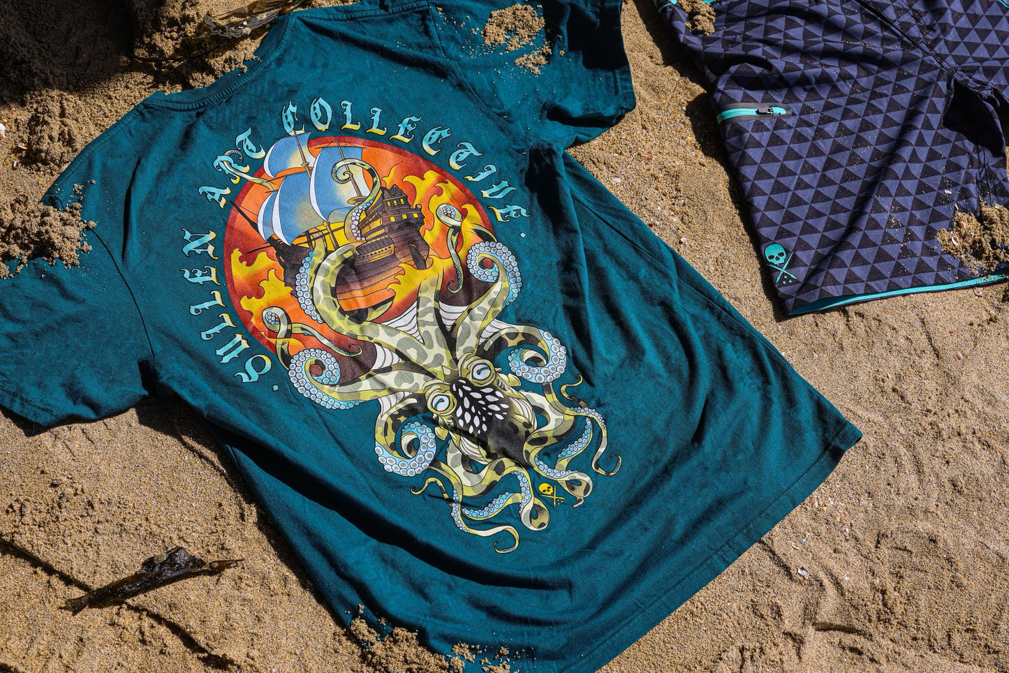 SULLEN CLOTHING TAKEN UNDER PREMIUM T-SHIRT