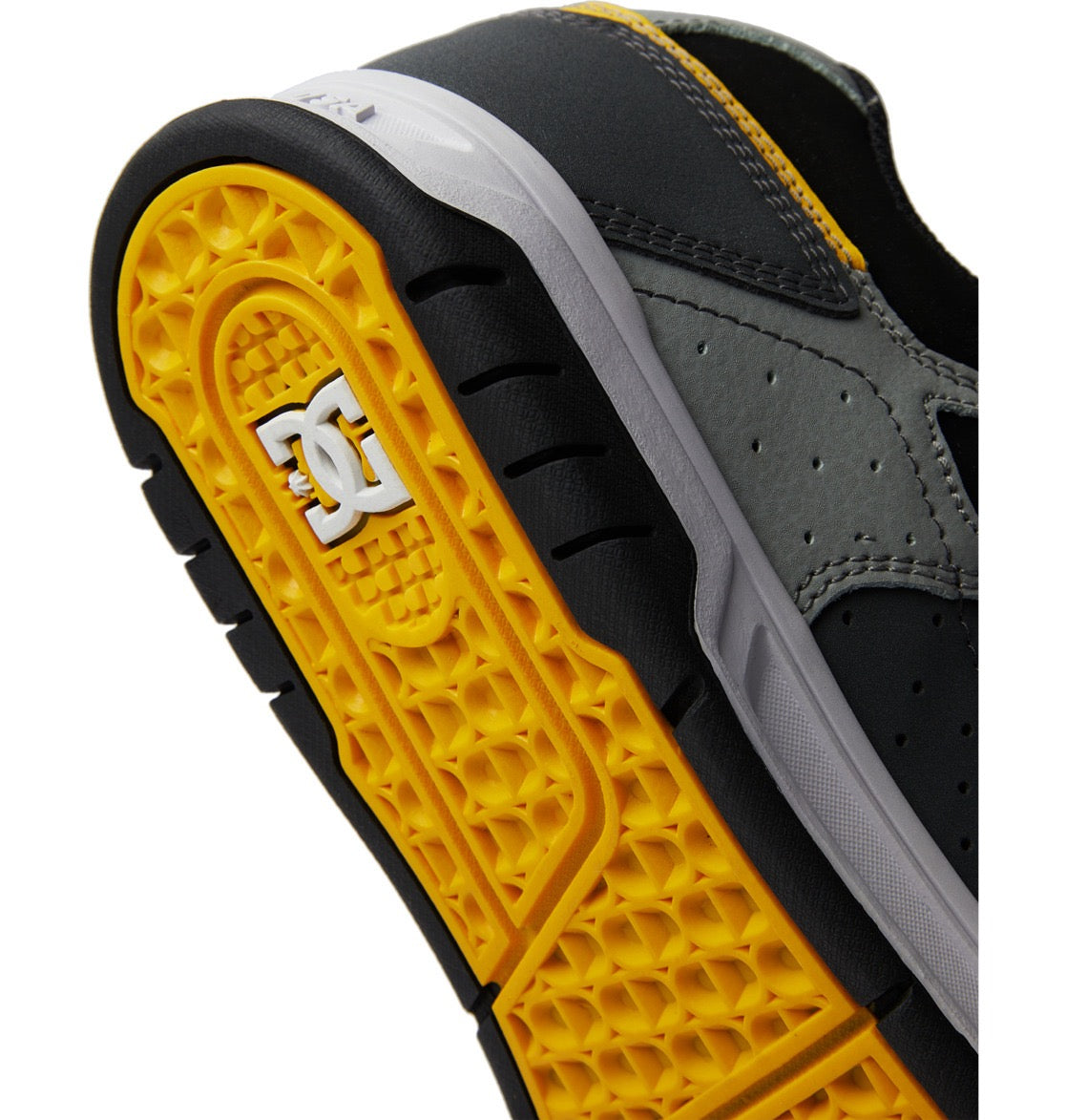 DC SHOES STAG GREY YELLOW TRAINERS (UK 8 EUR 42)
