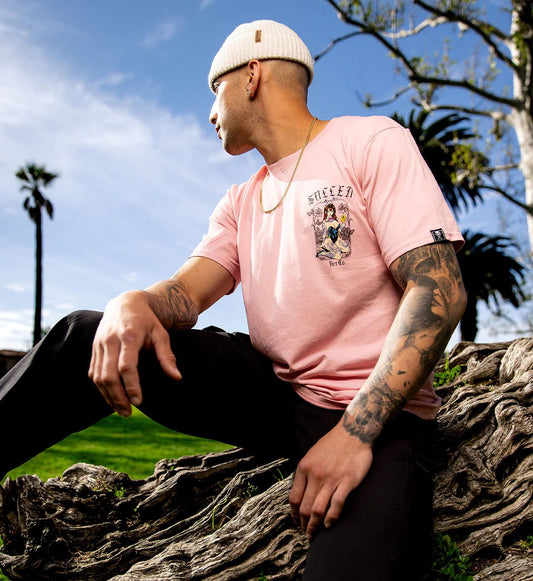 SULLEN CLOTHING HAPPY HUNTING PINK PREMIUM T-SHIRT