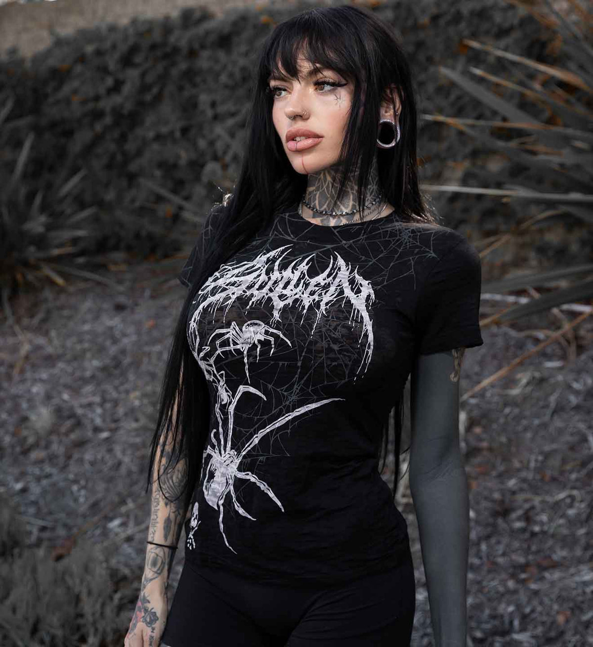 SULLEN CLOTHING SPIDERS WOMEN'S T-SHIRT