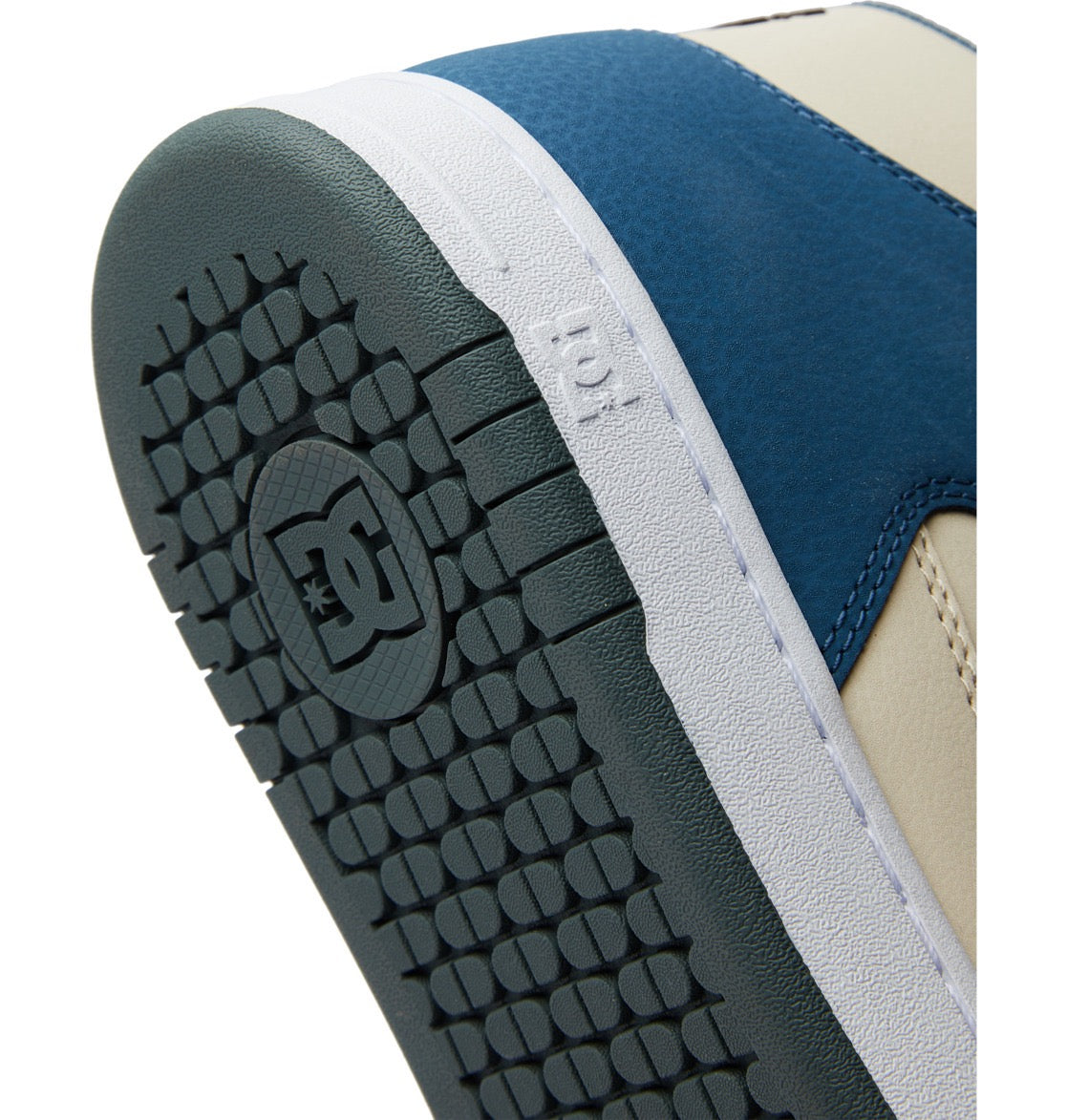 DC SHOES MANTECA 4 HI GREY BLUE WHITE TRAINERS