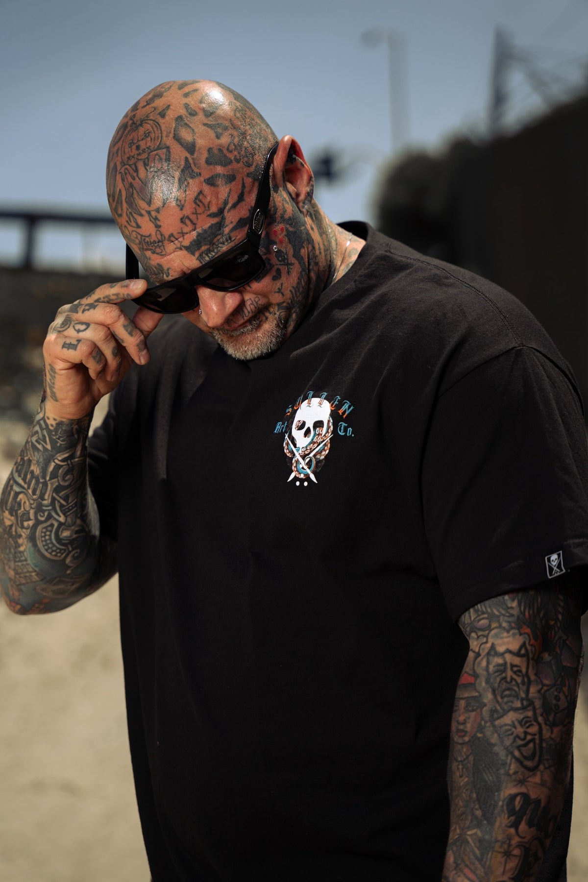 SULLEN CLOTHING CEPHALOSKULL STANDARD T-SHIRT
