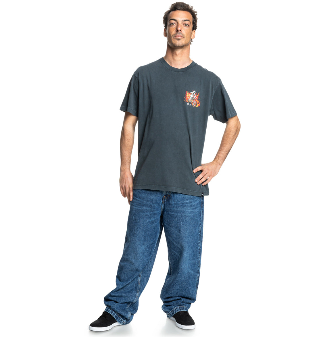 DC SHOES CO LEADING THE PACK SHORT SLEEVE T-SHIRT
