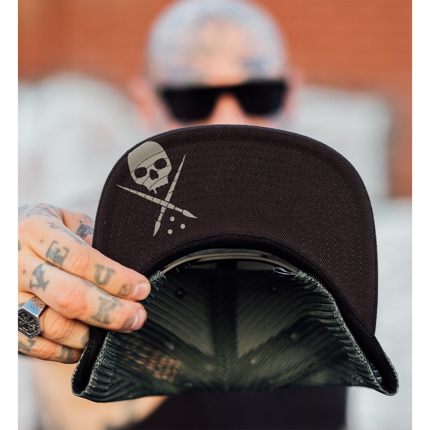 SULLEN CLOTHING BOH MESH BLACK & GREEN TRUCKER HAT SNAPBACK CAP