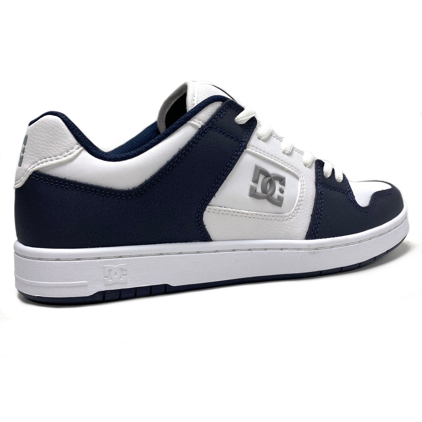 DC SHOES MANTECA 4 S DC NAVY & WHITE TRAINERS