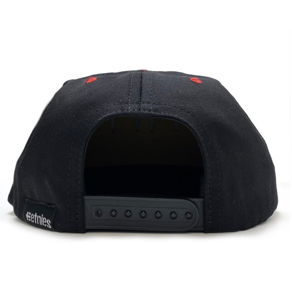 ETNIES CORP BLACK & RED SNAPBACK CAP