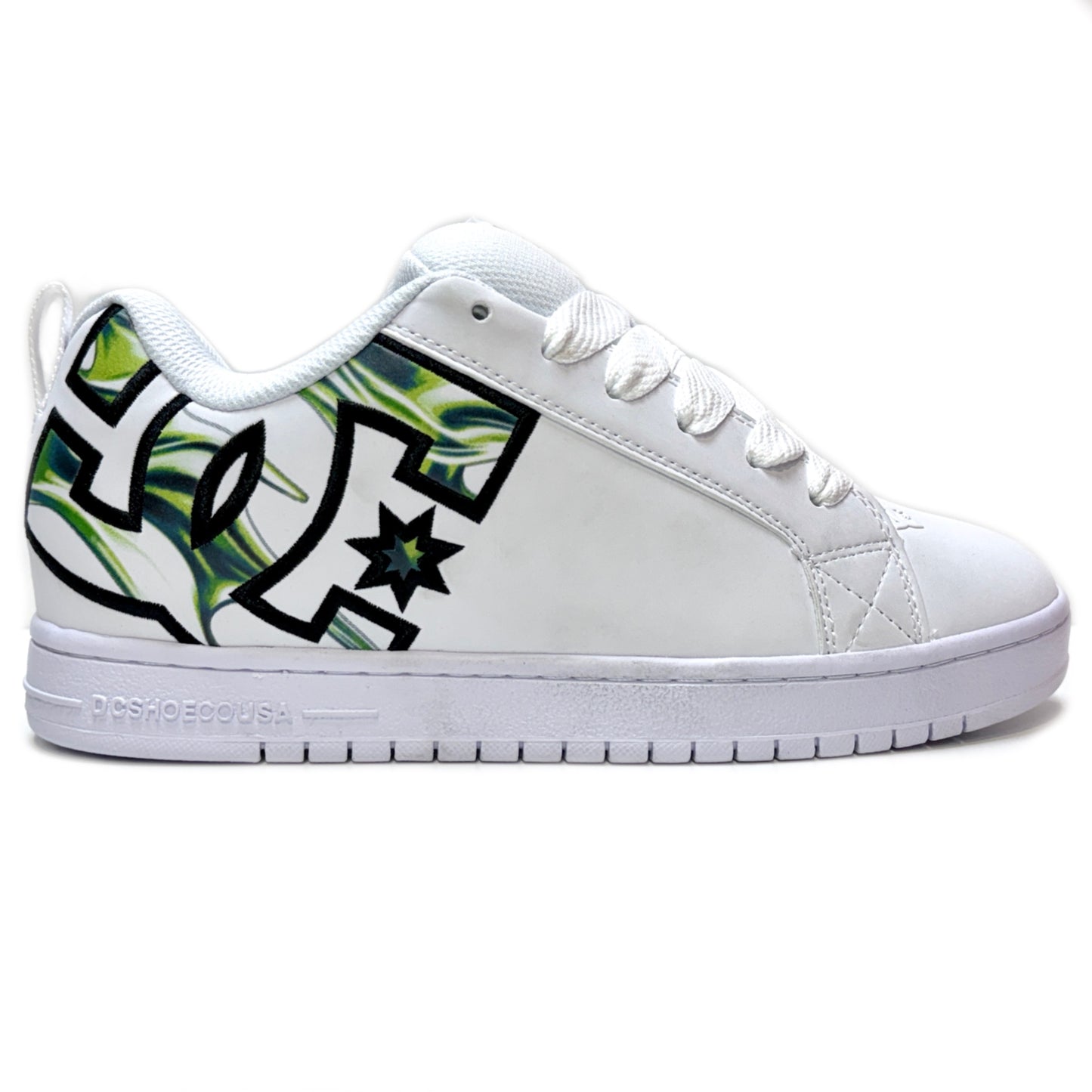 DC SHOES COURT GRAFFIK LIQUID FUEGO WHITE TRAINERS