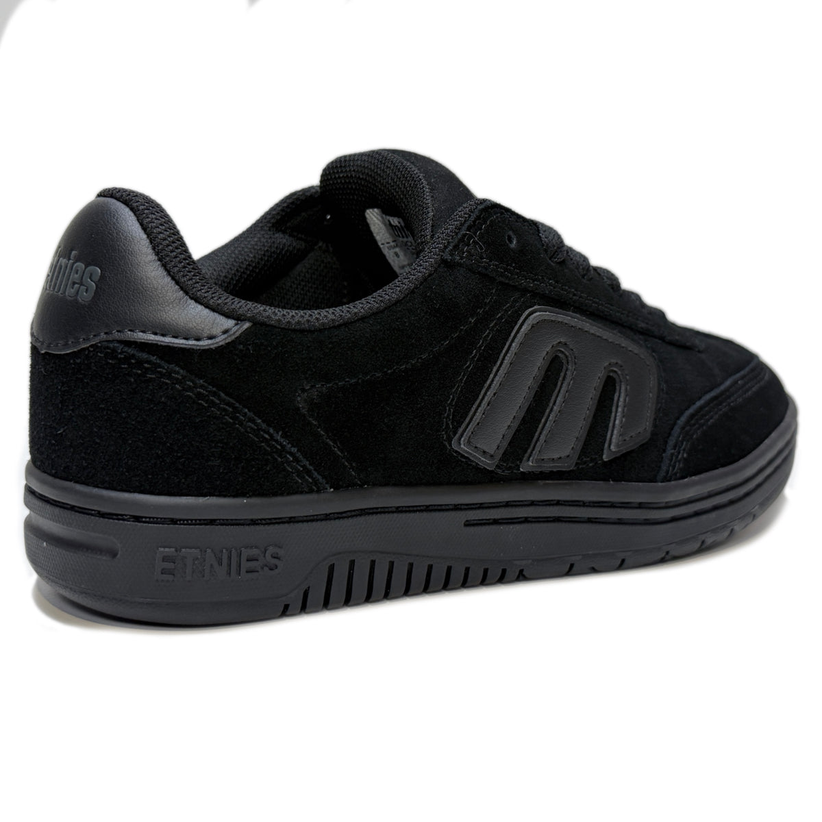 ETNIES LOCUT BLACK RAW TRAINERS