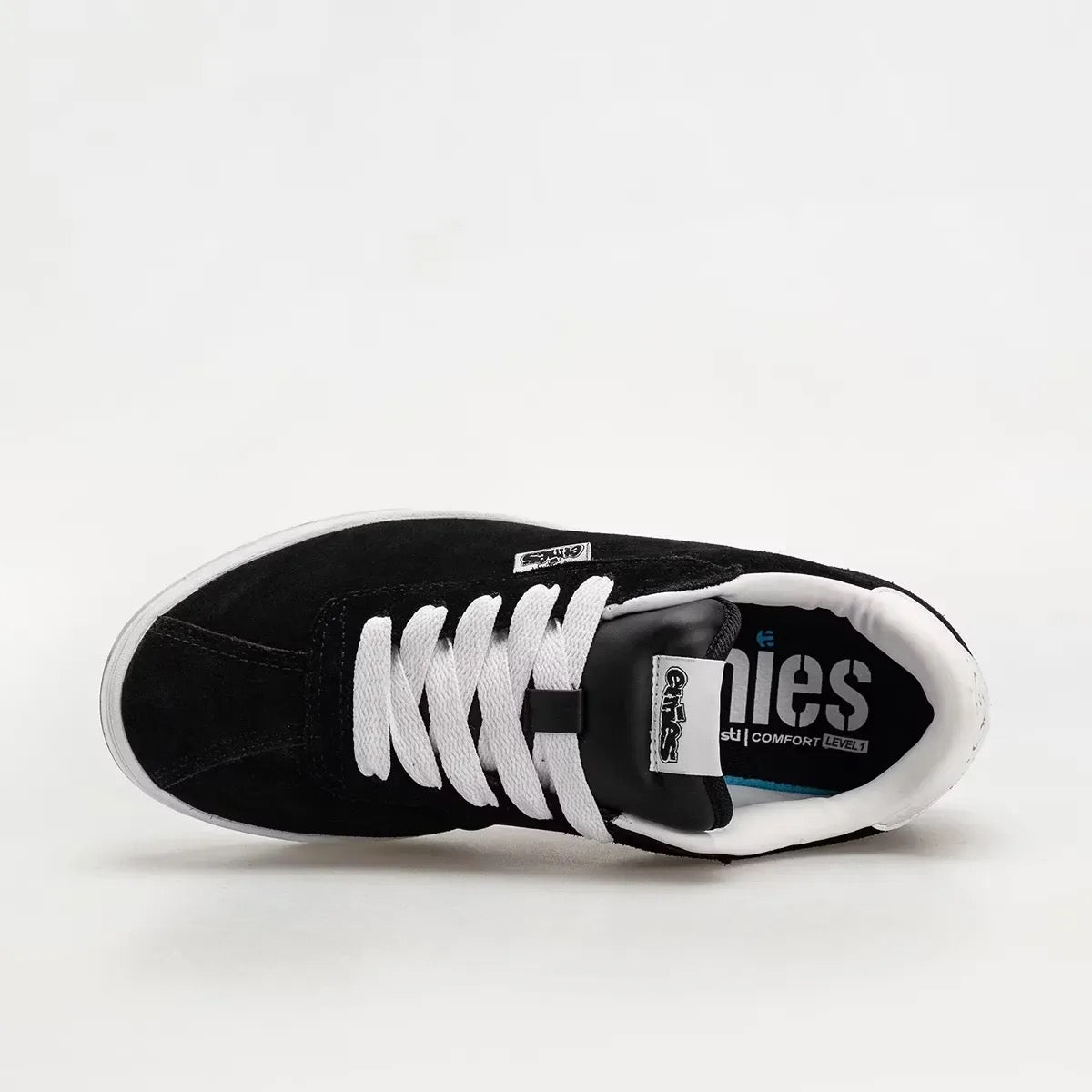 ETNIES SCAM BLACK & WHITE TRAINERS