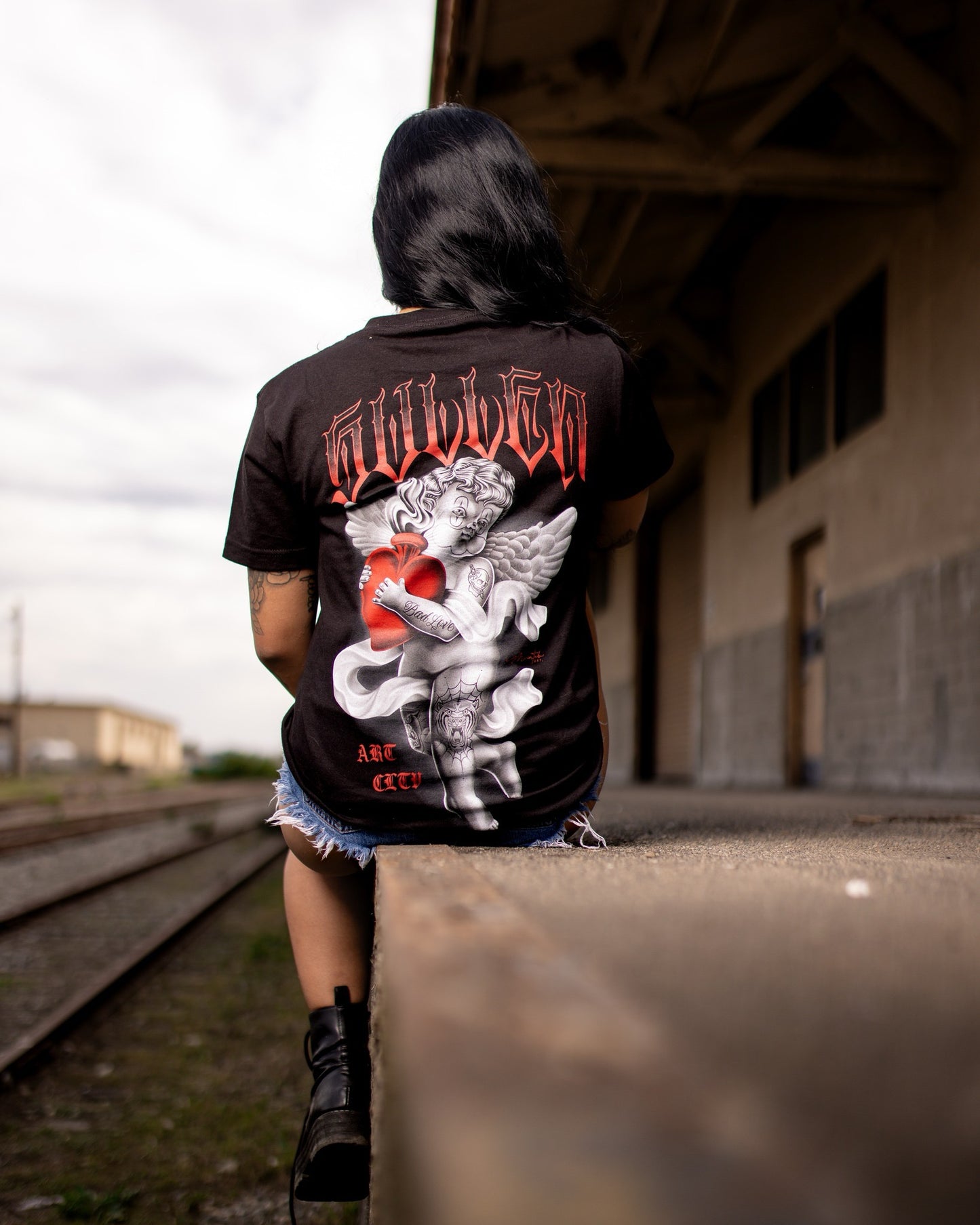 SULLEN CLOTHING SACRED LOVE STANDARD T-SHIRT