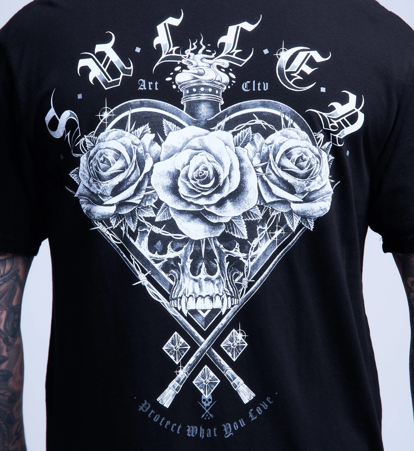 SULLEN CLOTHING DARK HEARTS JET BLACK PREMIUM T-SHIRT
