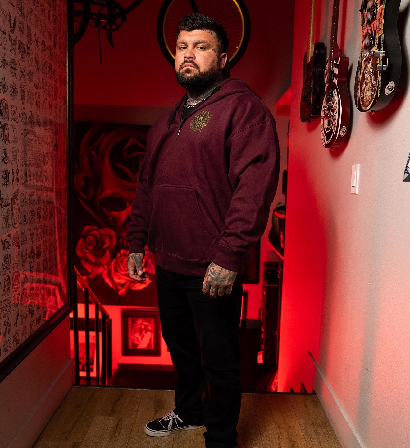 SULLEN CLOTHING FILIGREE BADGE BURGUNDY ZIP HOODIE