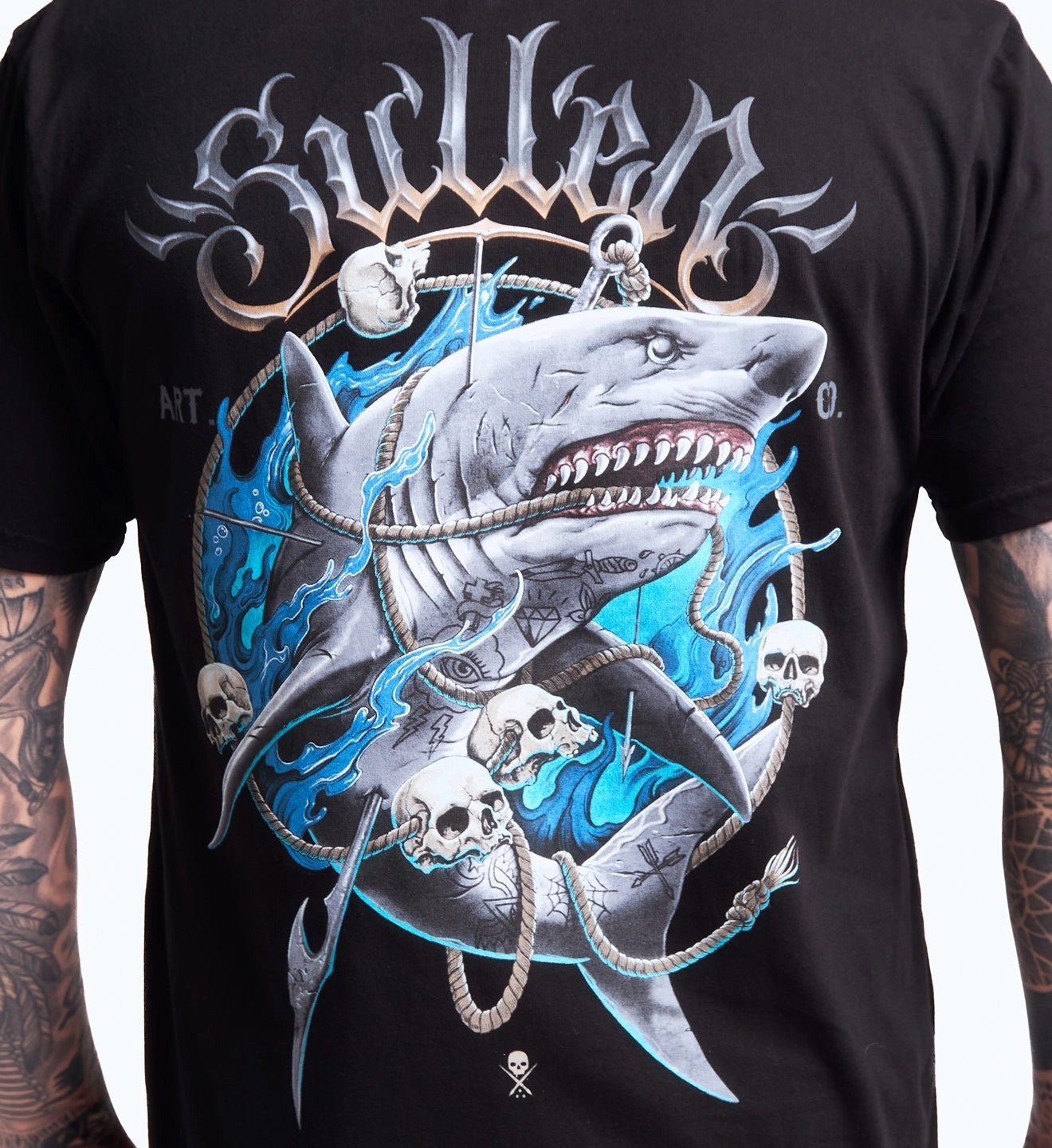 SULLEN CLOTHING SHARK SKULL PREMIUM T-SHIRT