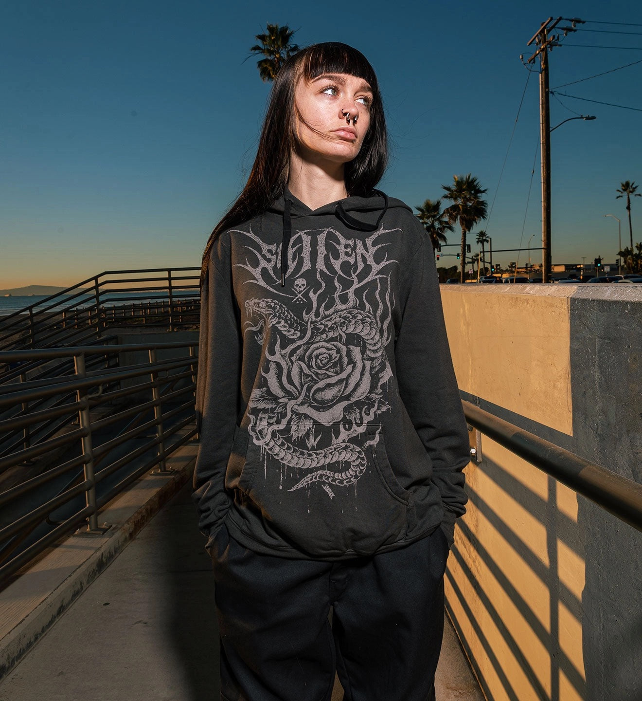 SULLEN CLOTHING SERPENTEEN WOMEN'S HOODIE