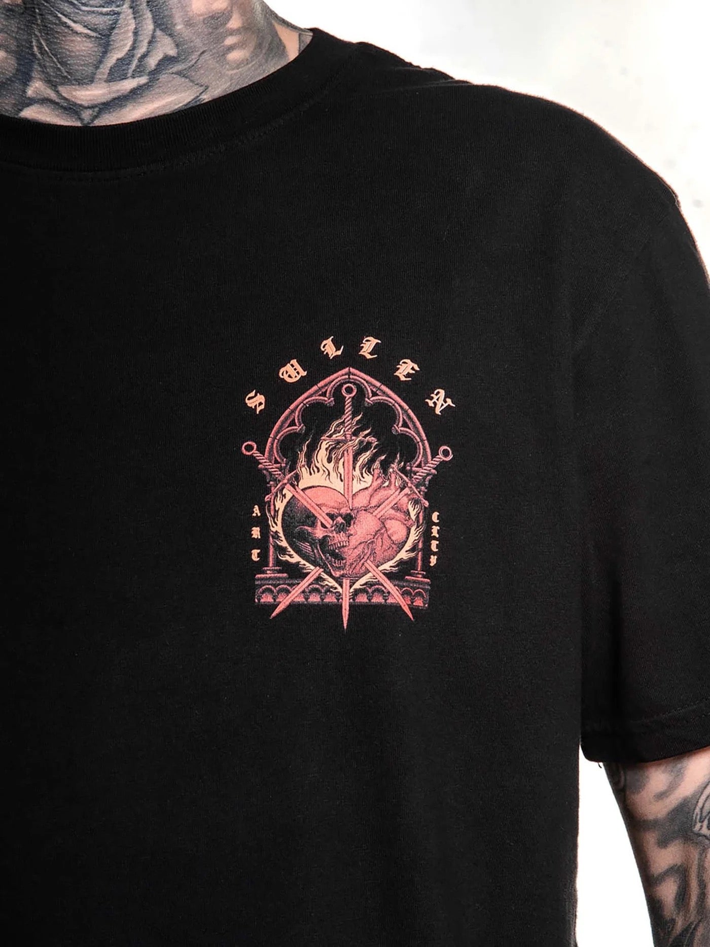 SULLEN CLOTHING FULL HEART PREMIUM T-SHIRT