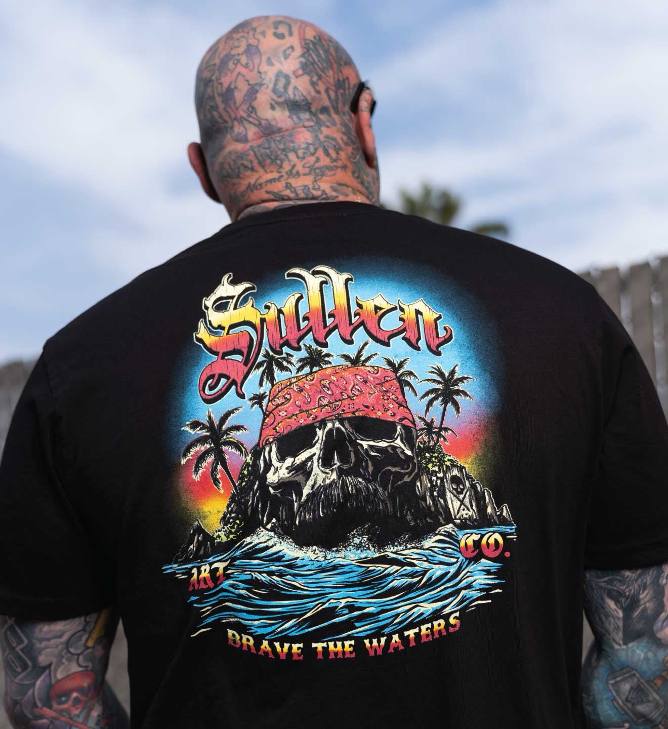 SULLEN CLOTHING VATO ISLAND PREMIUM T-SHIRT