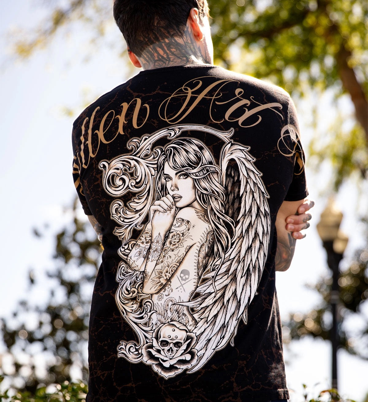 SULLEN CLOTHING ANGELIC PREMIUM T-SHIRT