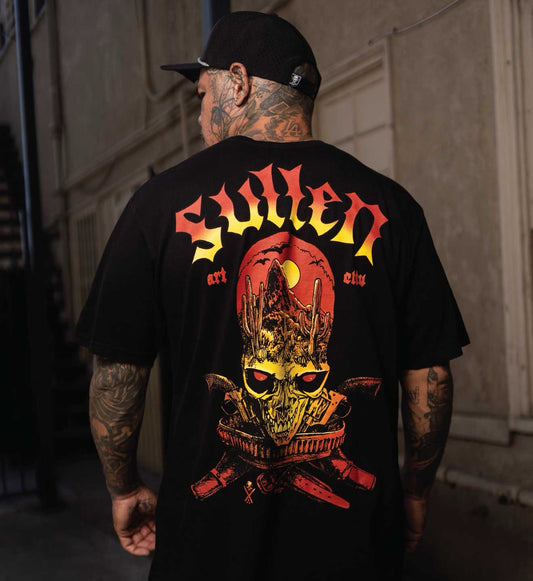 SULLEN CLOTHING ARMADAN Y PELIGROSO PREMIUM T-SHIRT