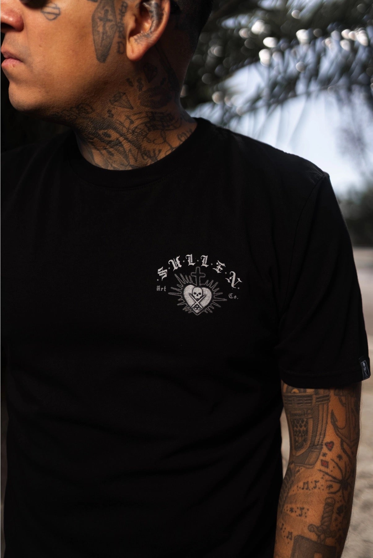 SULLEN CLOTHING GENTILE MODONNA PREMIUM T-SHIRT