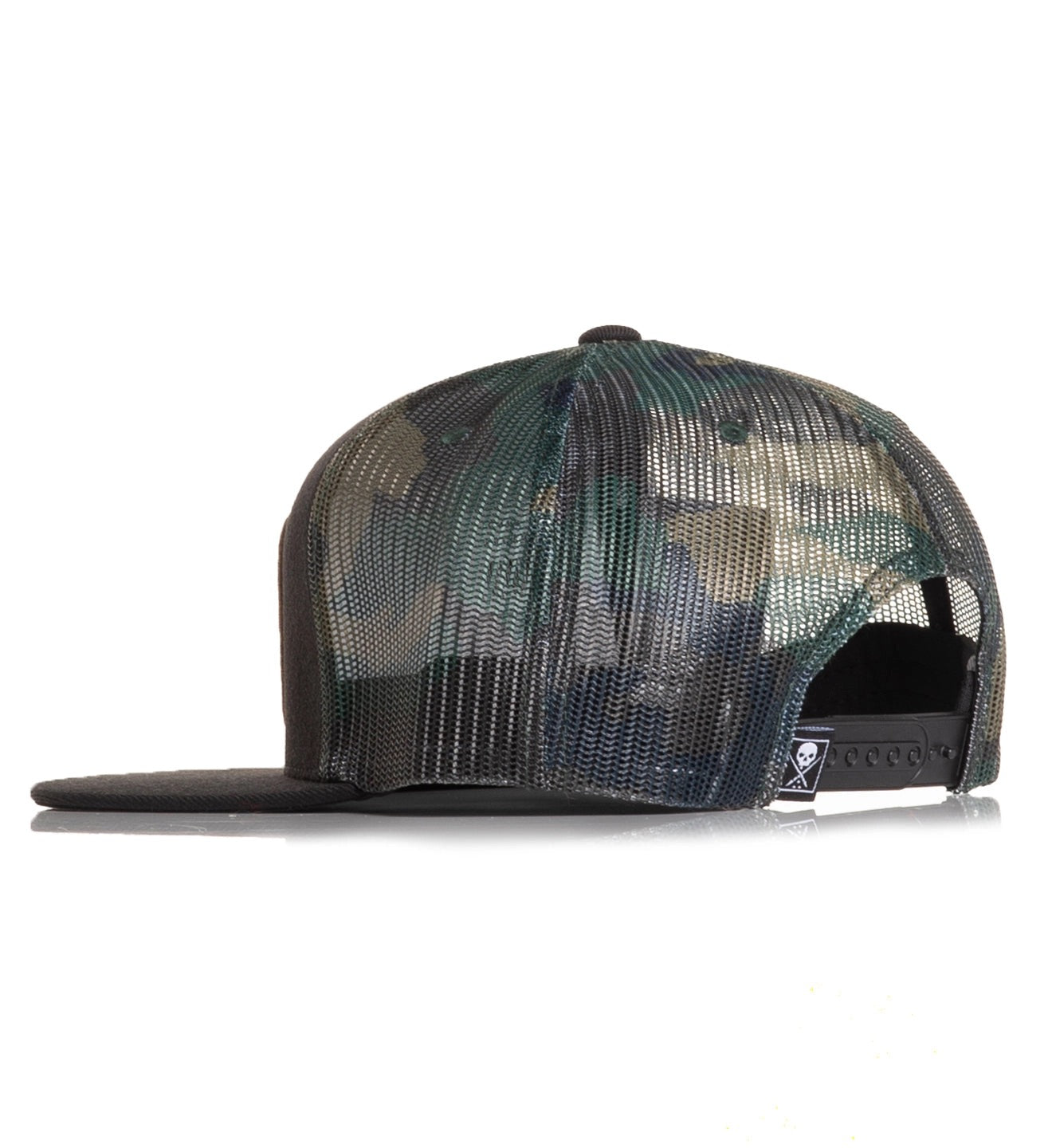 SULLEN CLOTHING EAGLE CREST BLACK CAMO TRUCKER SNAPBACK CAP HAT