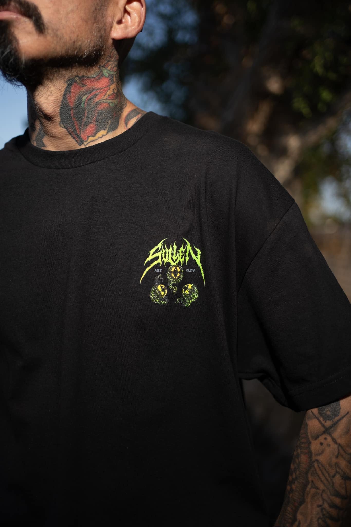 SULLEN CLOTHING CREEP BADGE STANDARD T-SHIRT