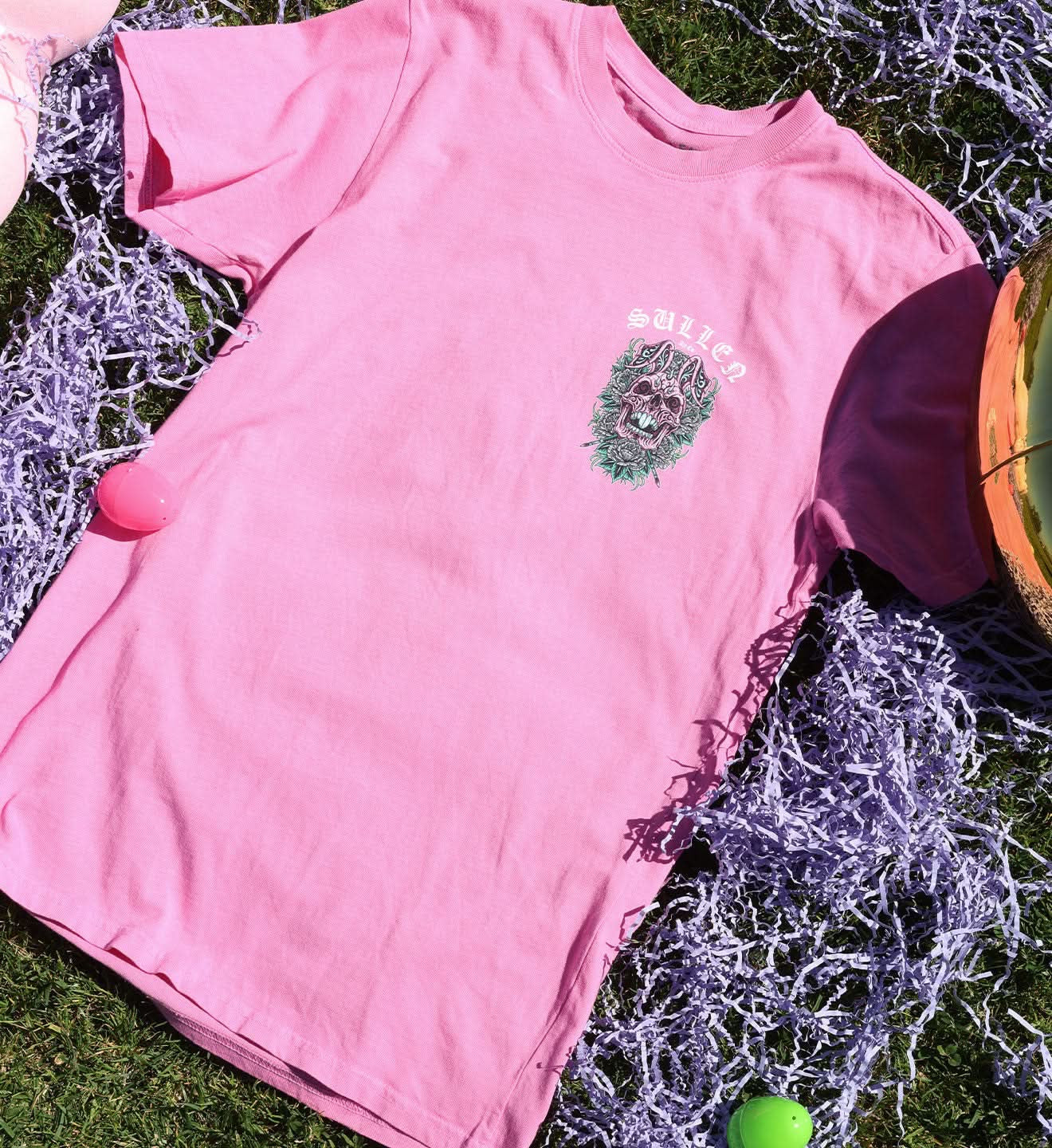 SULLEN CLOTHING SKULL BUNNY 26 PINK PREMIUM T-SHIRT