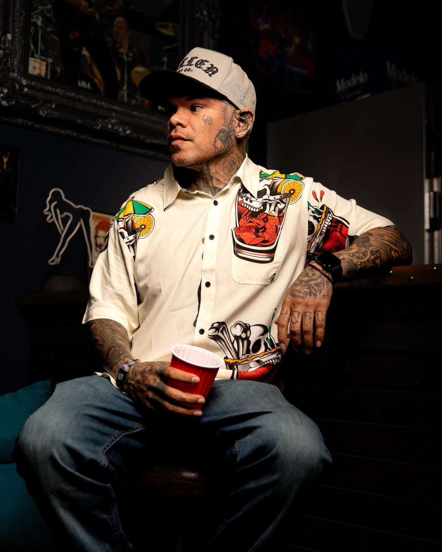 SULLEN CLOTHING ON THE ROCK ANTIQUE WHITE BUTTON UP WOVEN SHIRT