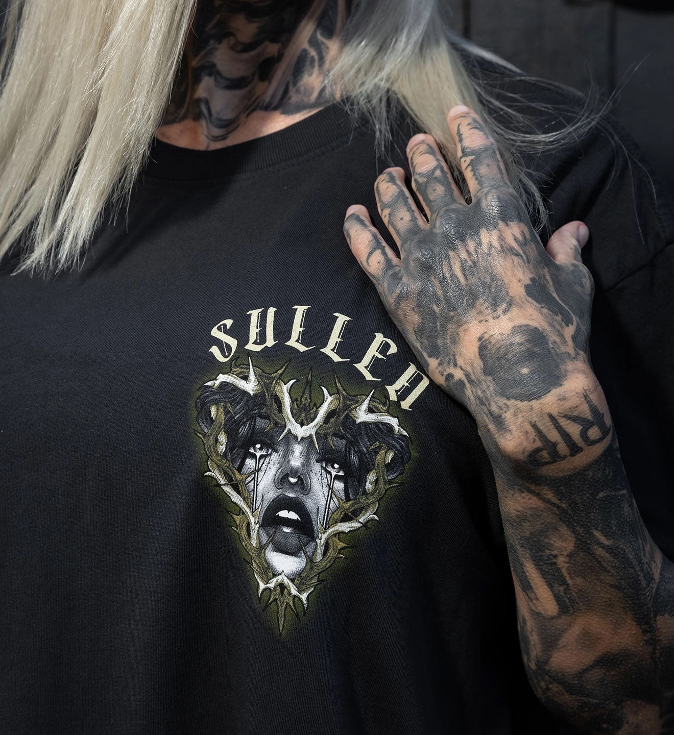 SULLEN CLOTHING HEART BROKEN PREMIUM T-SHIRT