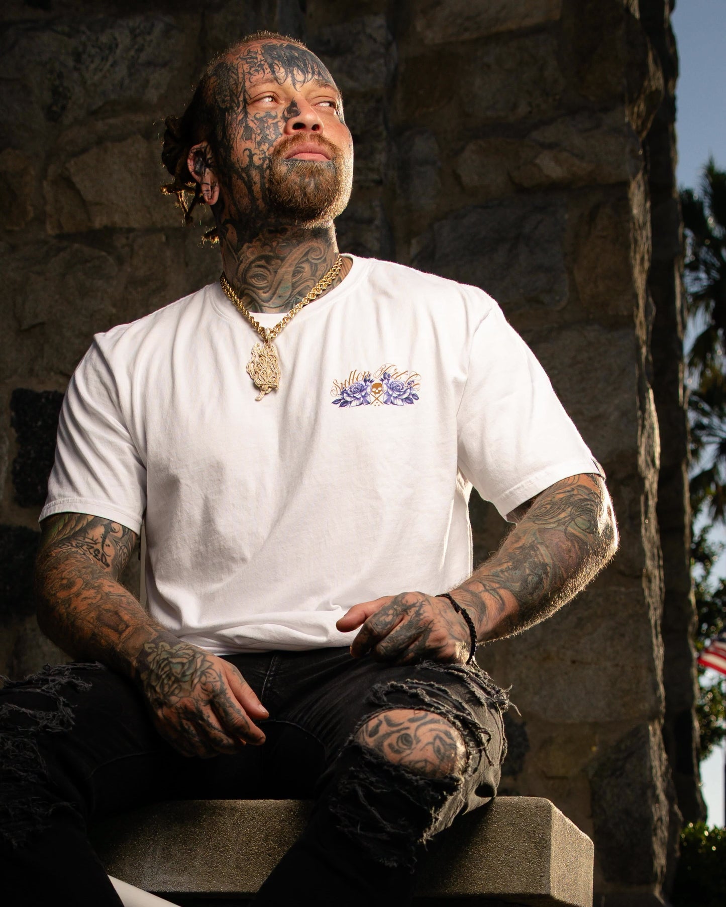 SULLEN CLOTHING NATHAN HARKER WHITE PREMIUM T-SHIRT