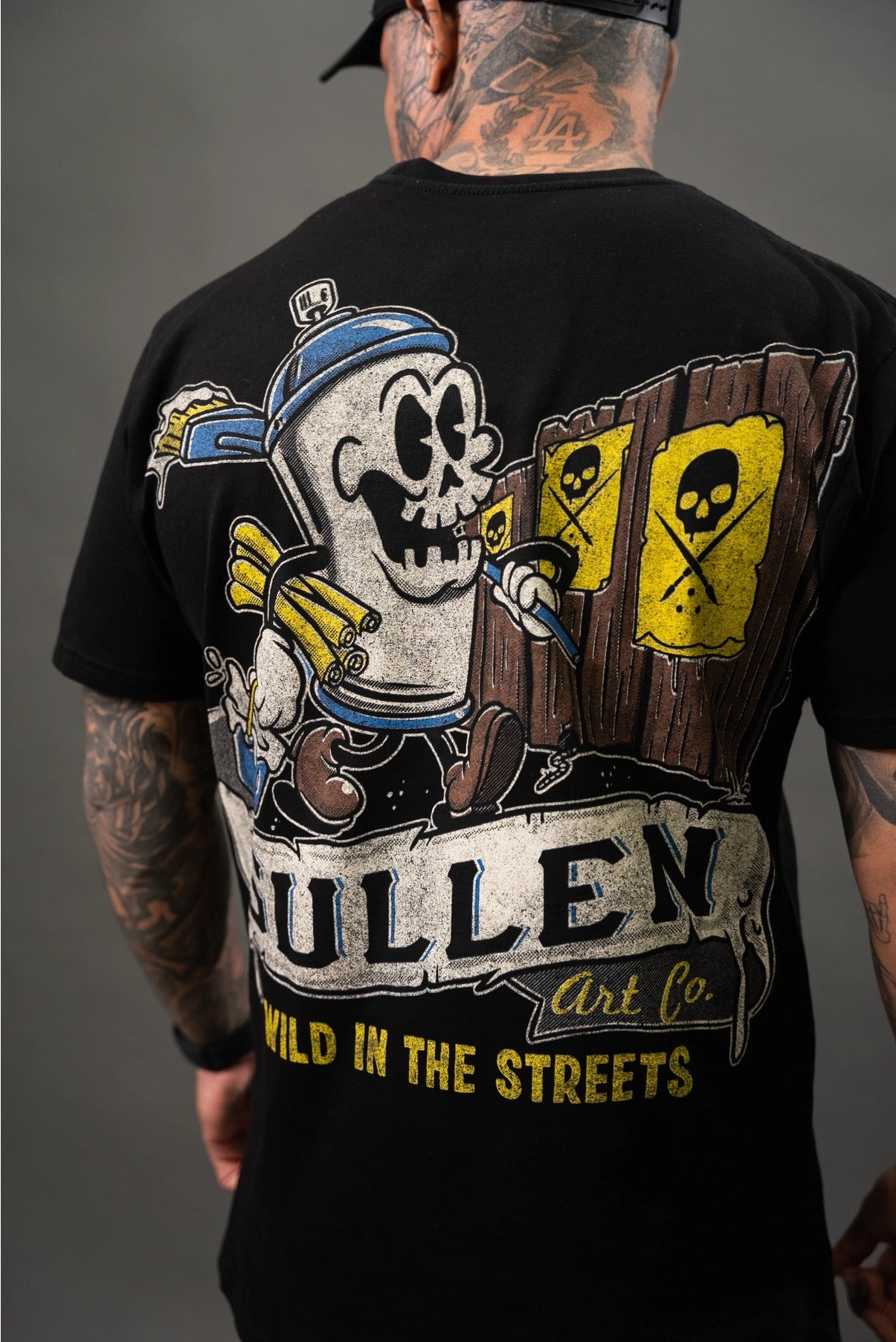 SULLEN CLOTHING WILD IN THE STREETS PREMIUM T-SHIRT