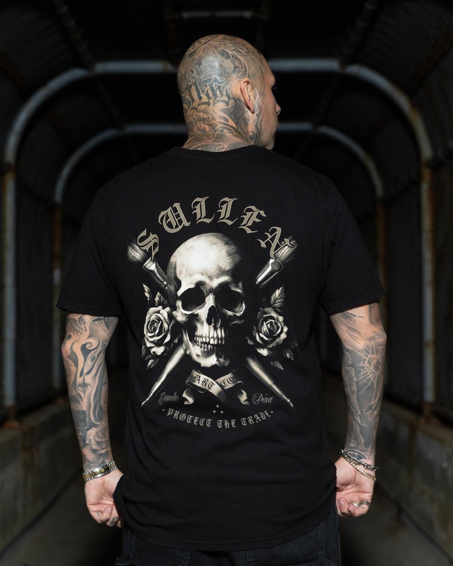 SULLEN CLOTHING PENA PREMIUM T-SHIRT