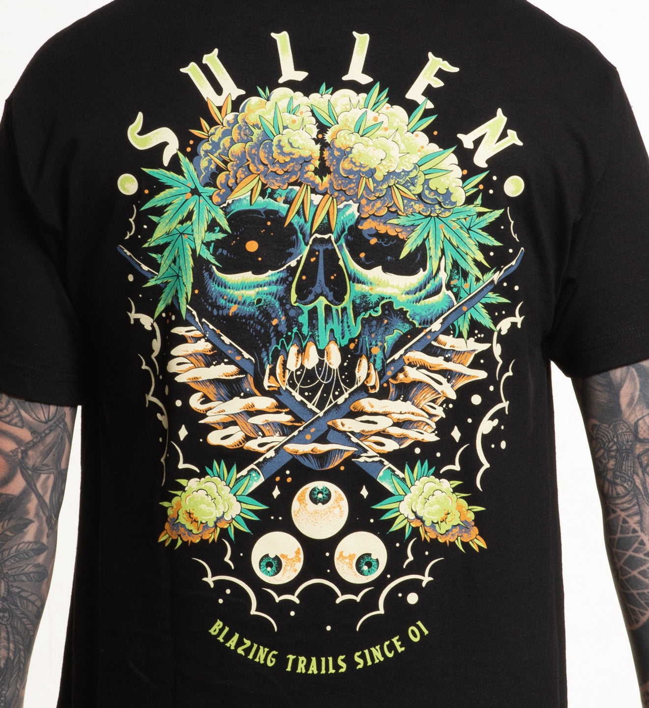 SULLEN CLOTHING CANNABIZ BADGE STANDARD T-SHIRT