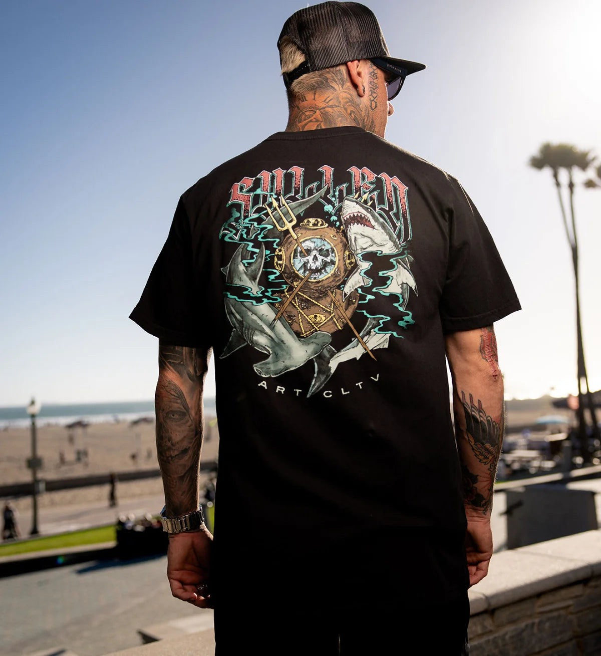 SULLEN CLOTHING DEEP SEA DIVER PREMIUM T-SHIRT