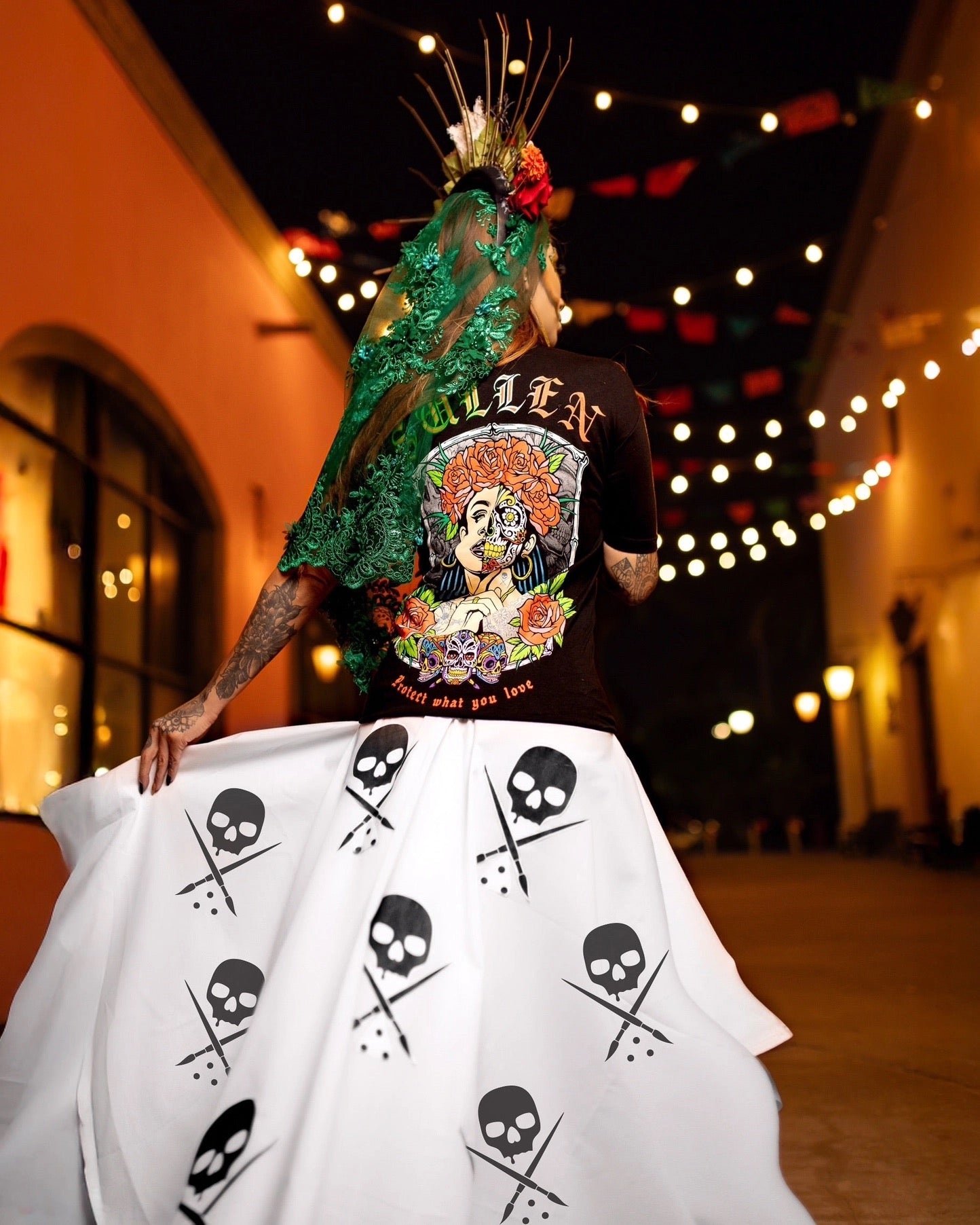 SULLEN CLOTHING SUGAR SKULL GIRL PREMIUM T-SHIRT