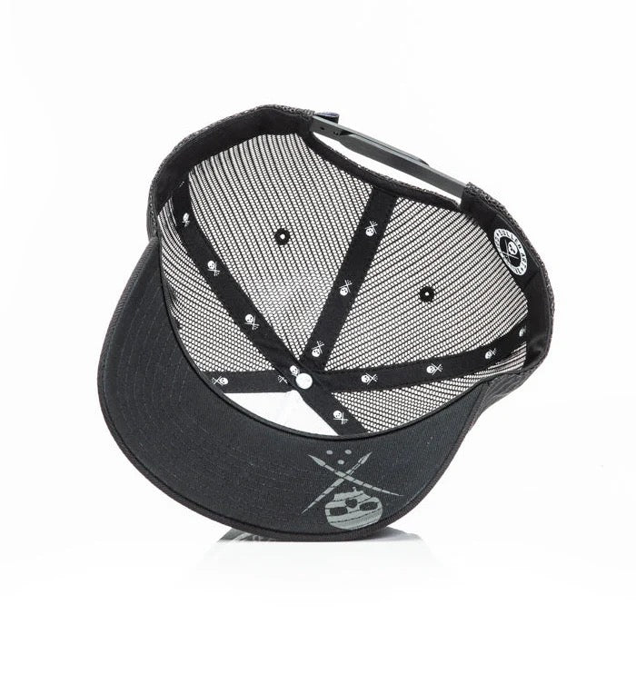 SULLEN CLOTHING CREAPER BLACK SNAPBACK TRUCKER CAP HAT