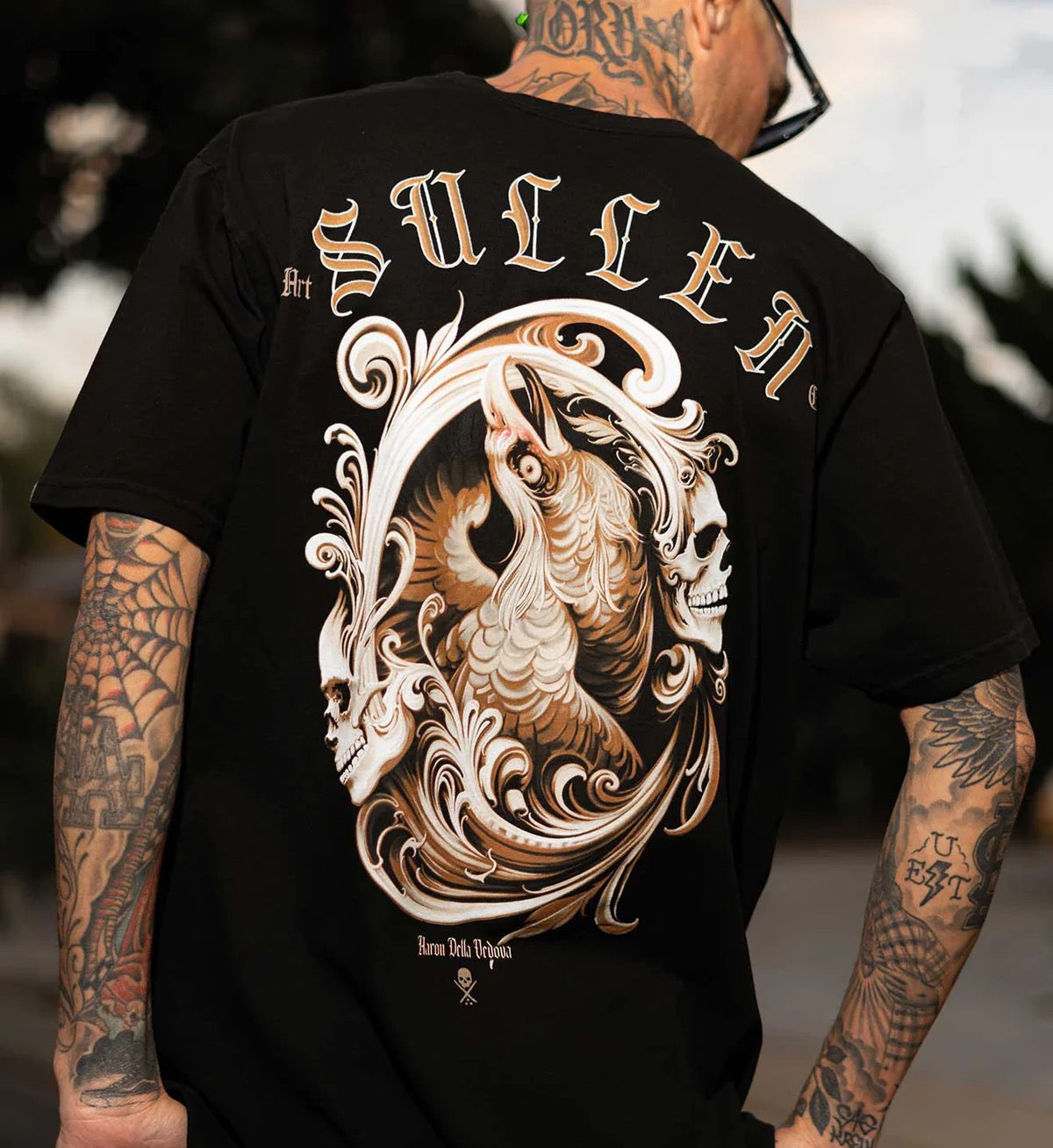 SULLEN CLOTHING VEDOVA PREMIUM T-SHIRT