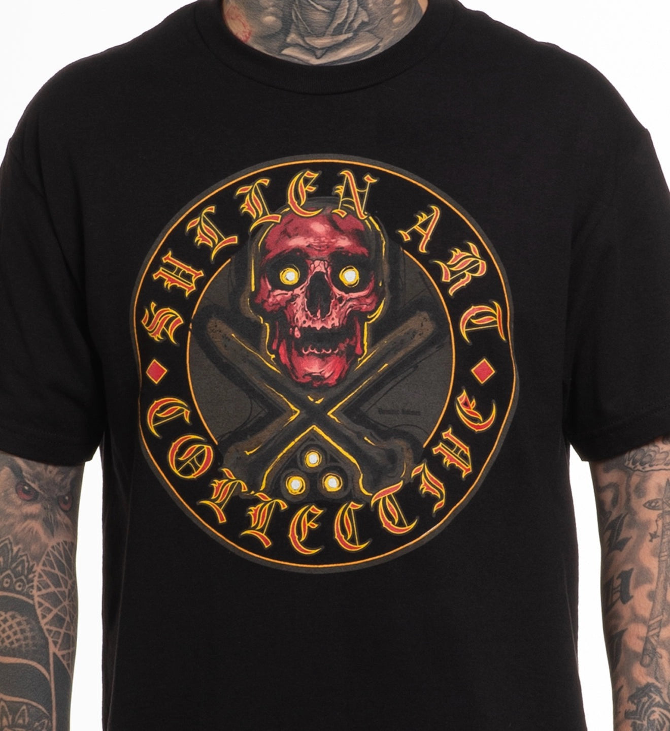 SULLEN CLOTHING RED SKULL BADGE STANDARD T-SHIRT