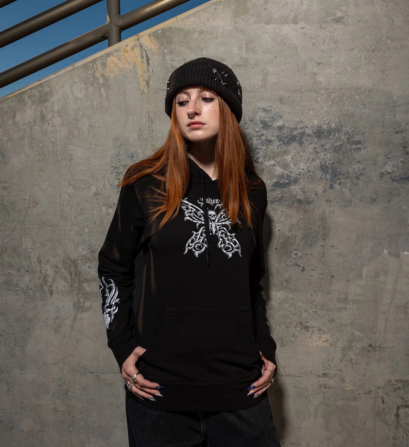 SULLEN CLOTHING CHROME BUTTERFLY WOMEN'S HOODIE