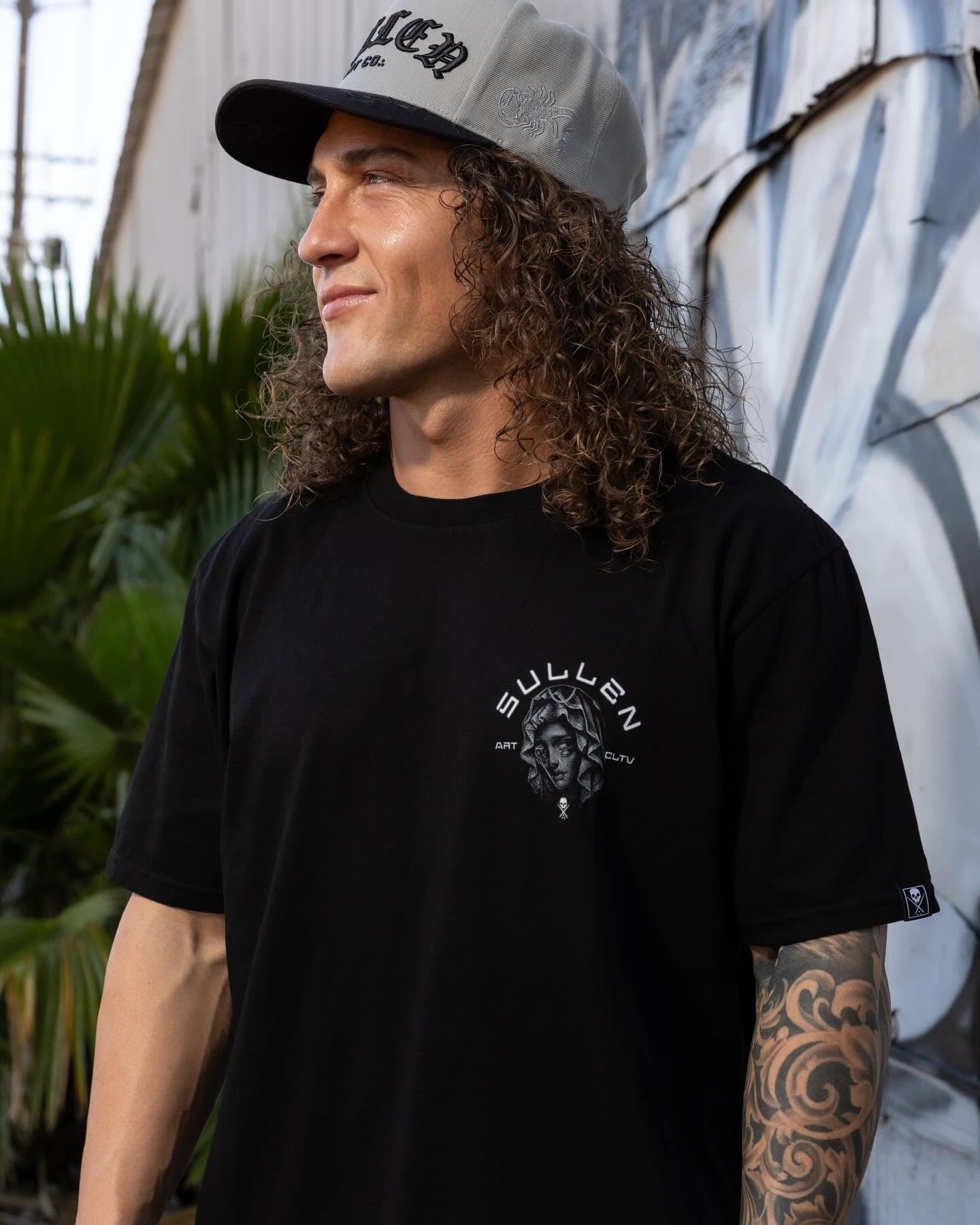 SULLEN CLOTHING JAMIE LEIGH JET BLACK PREMIUM T-SHIRT