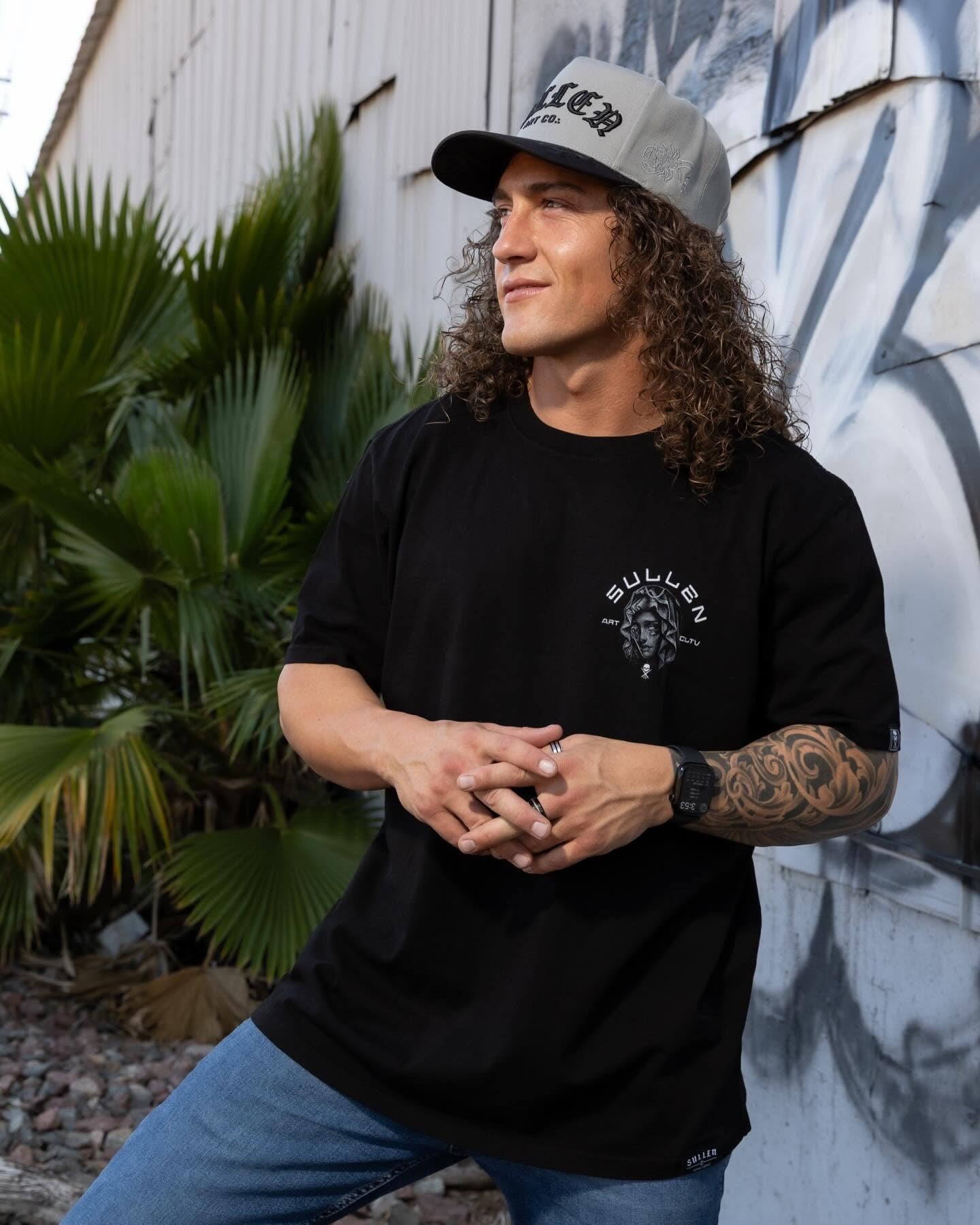 SULLEN CLOTHING JAMIE LEIGH JET BLACK PREMIUM T-SHIRT